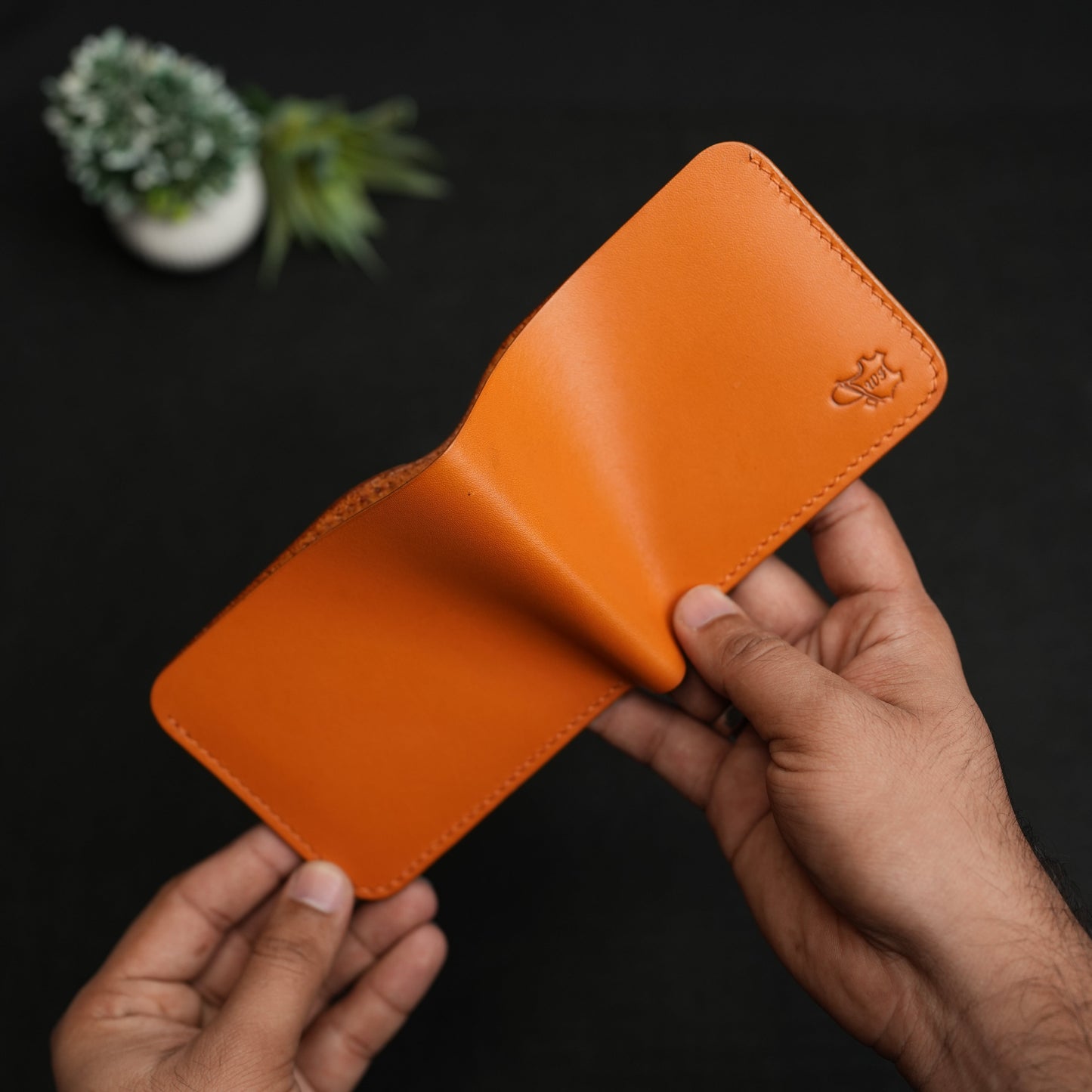 No.55 V2 pro classic bifold wallet (Tan color)