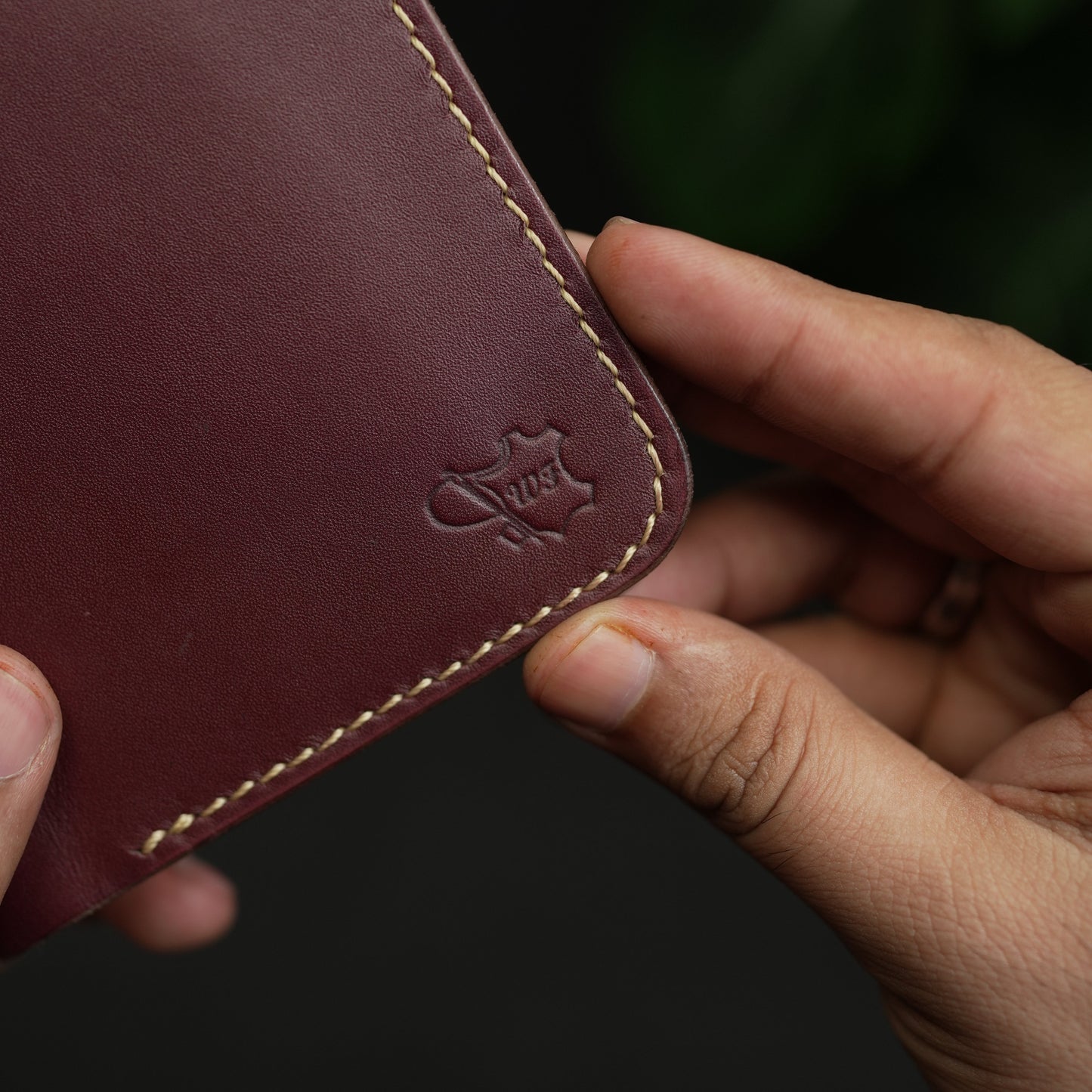 No.88 vertical bifold wallet Burgandy & Tan color