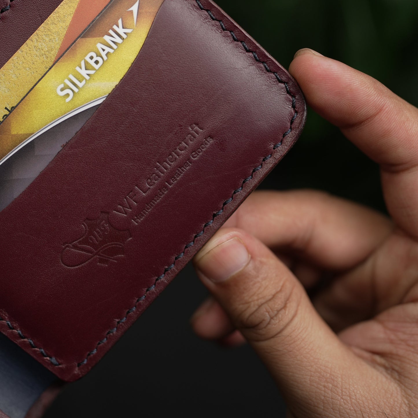 No.77 Classic Bifold Leather Wallet ( Burgundy & Blue )