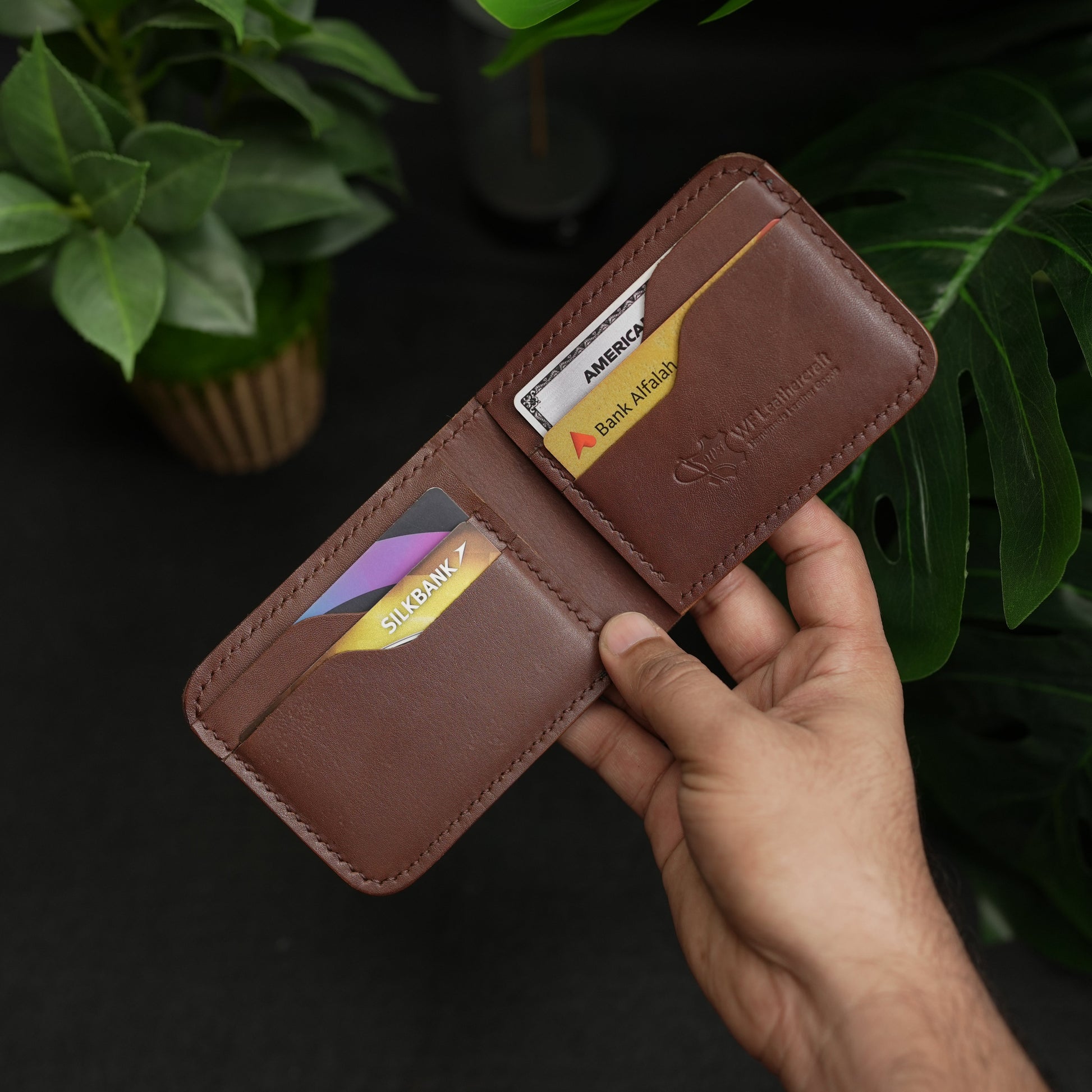 handmade leather wallets
