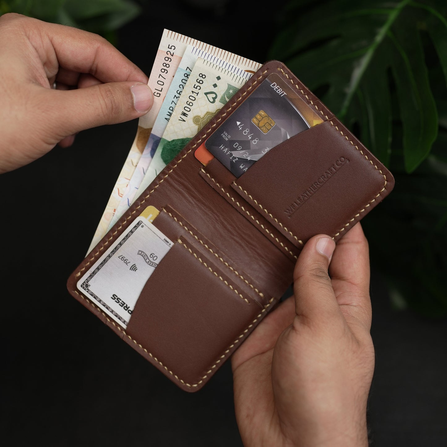 No. 86 vertical bifold wallet brown vegtan leather