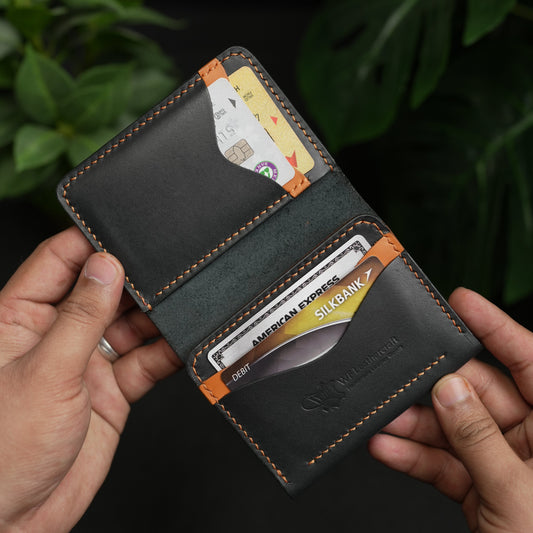 No. 69 vertical bifold wallet Black & Tan color