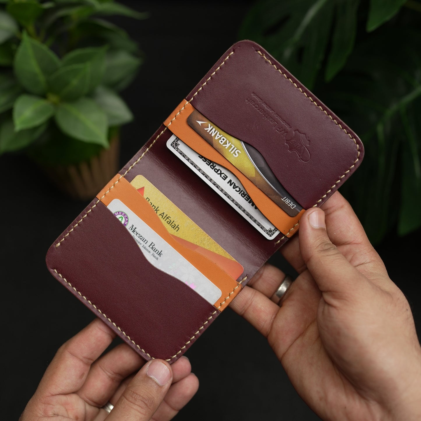 No.88 vertical bifold wallet Burgandy & Tan color