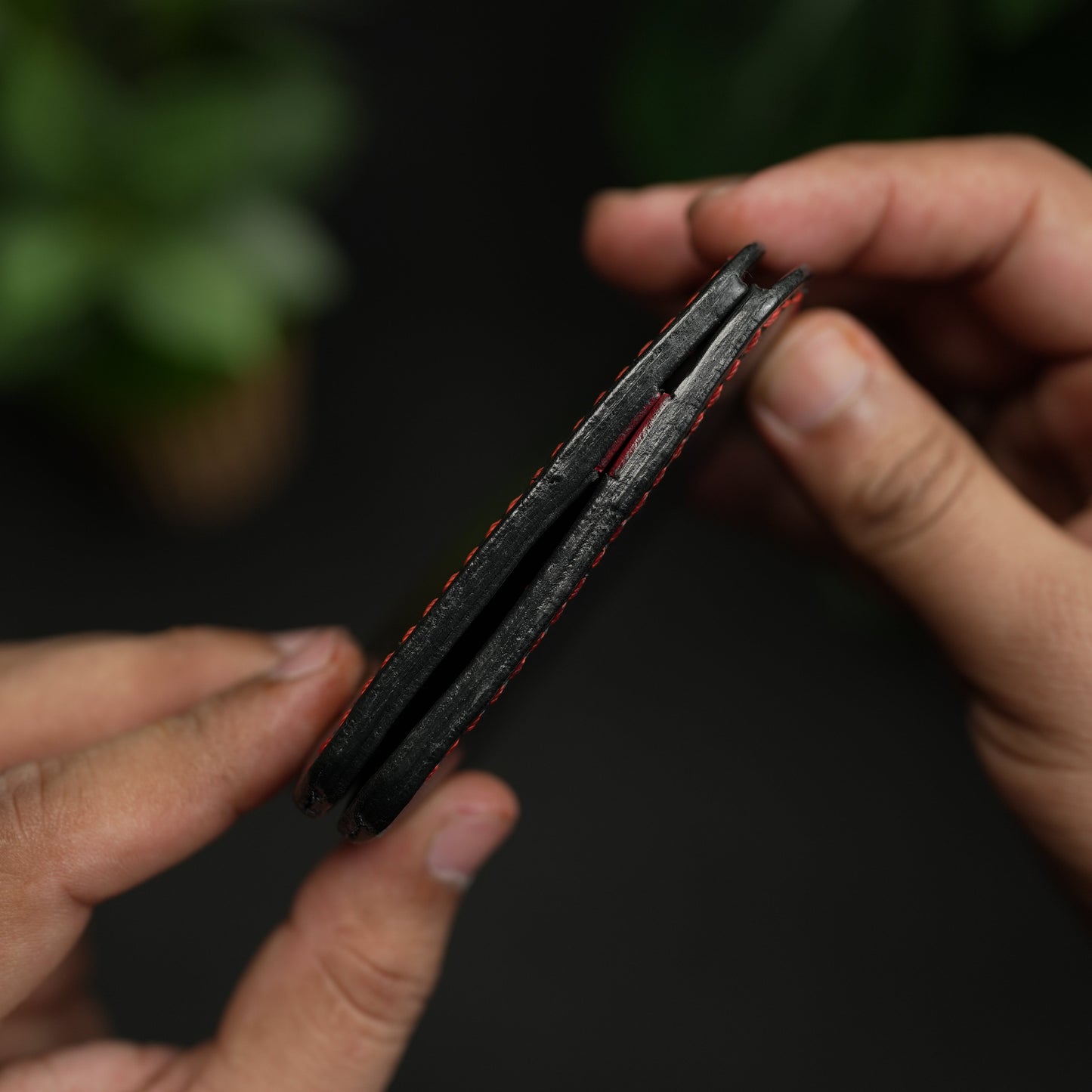 NO.81 Classic Bifold Luxury Leather Wallet – Black with Red Accents