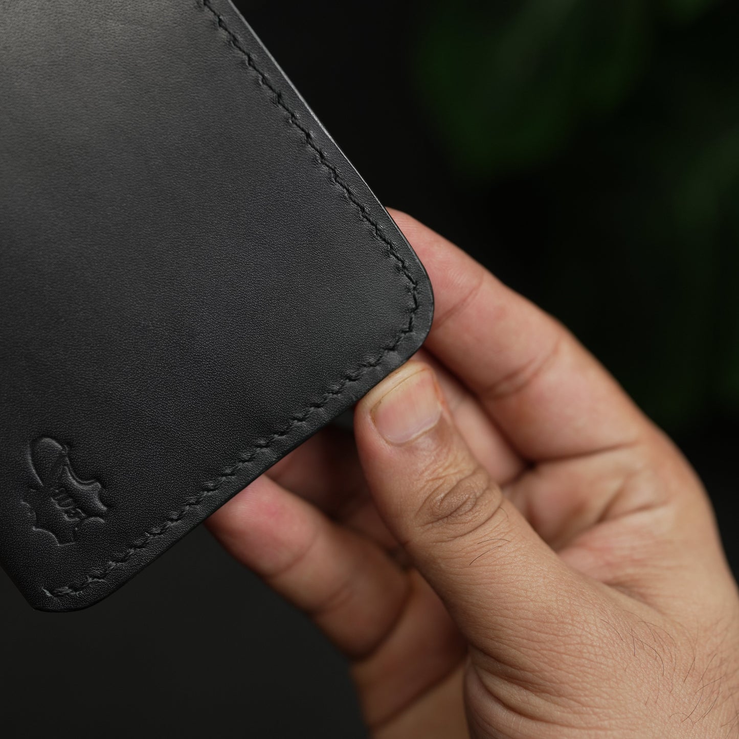NO.81 Classic Bifold Luxury Leather Wallet – Black
