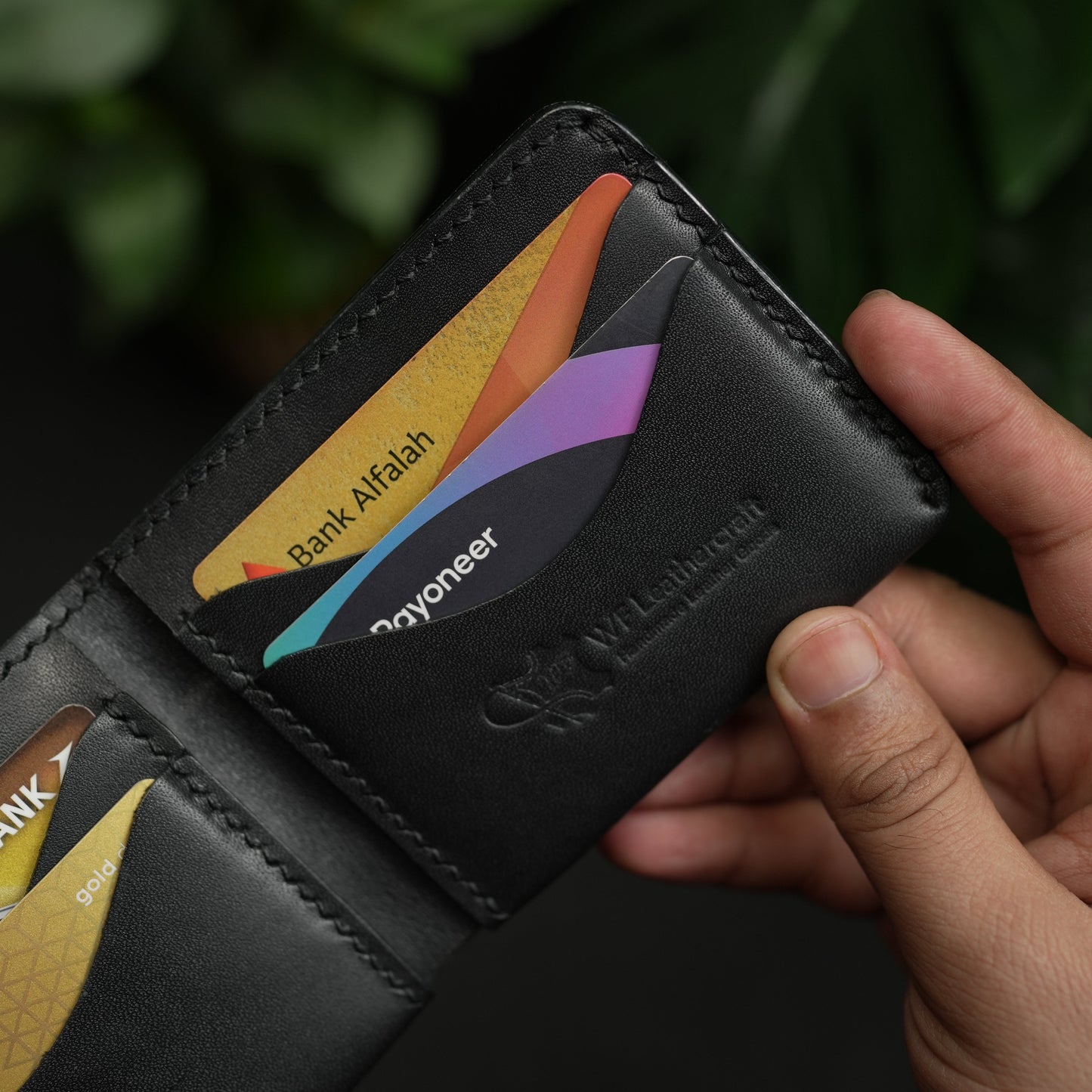 No.81 classic Bifold luxury Leather Wallet (Ocean Black)