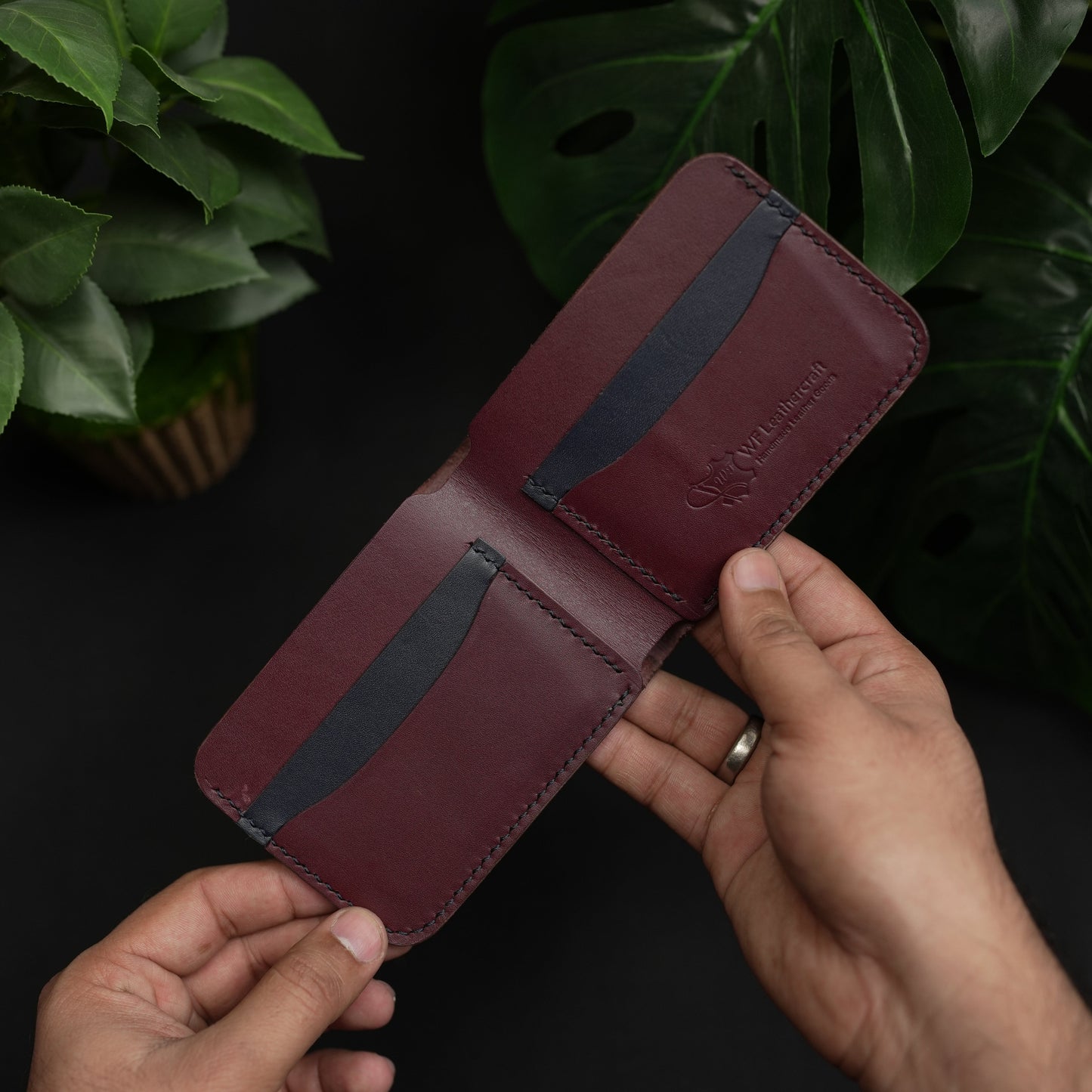 No.77 Bifold Leather Wallet ( Burgundy & Blue )