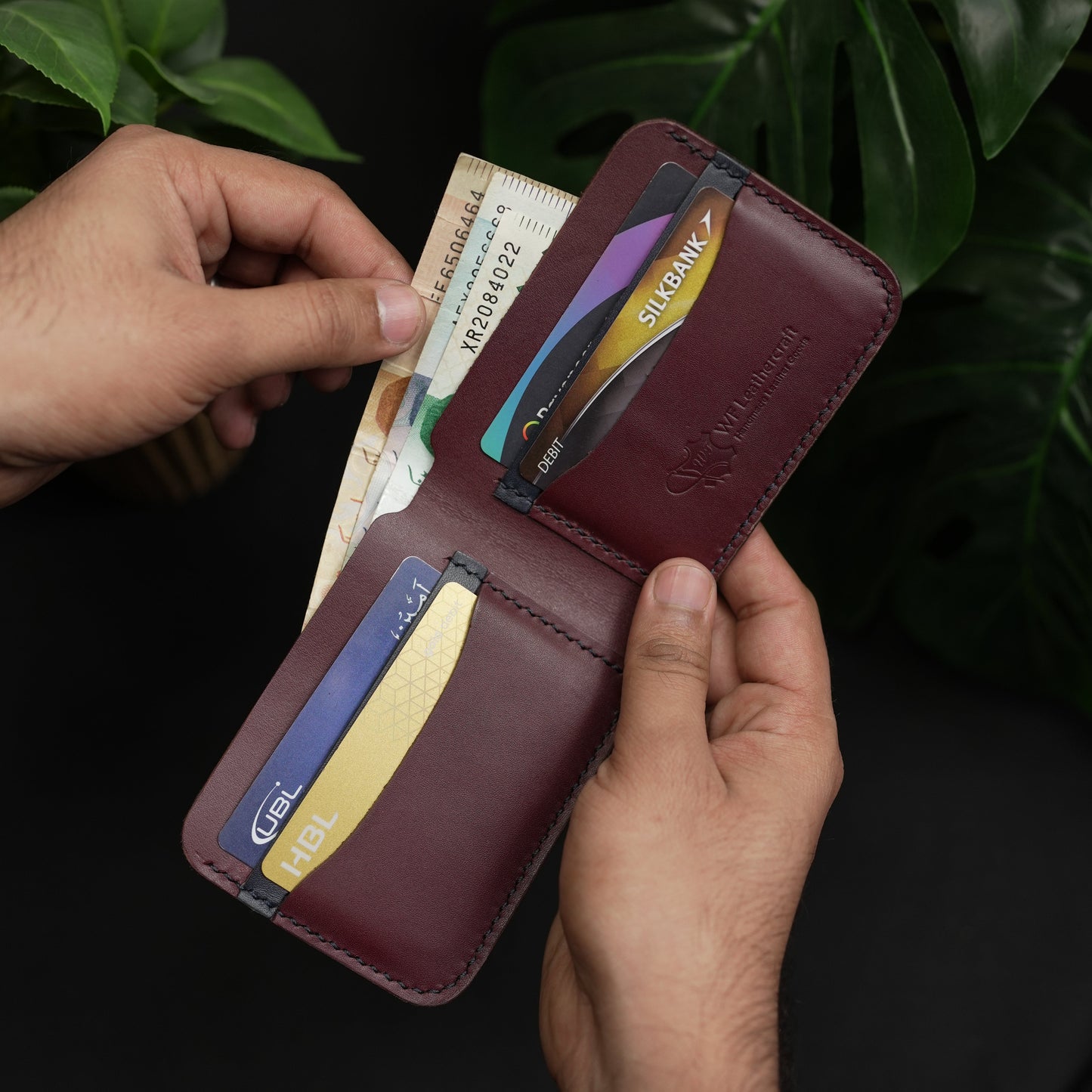 No.77 Bifold Leather Wallet ( Burgundy & Blue )
