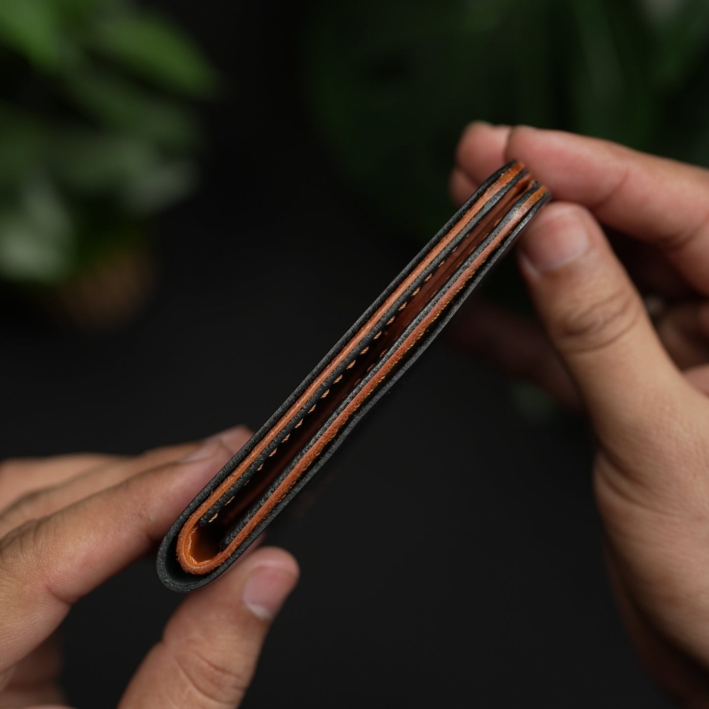 No.55 classic bifold Vegetable Tanned Leather Wallet Black With Tan color Combinaton