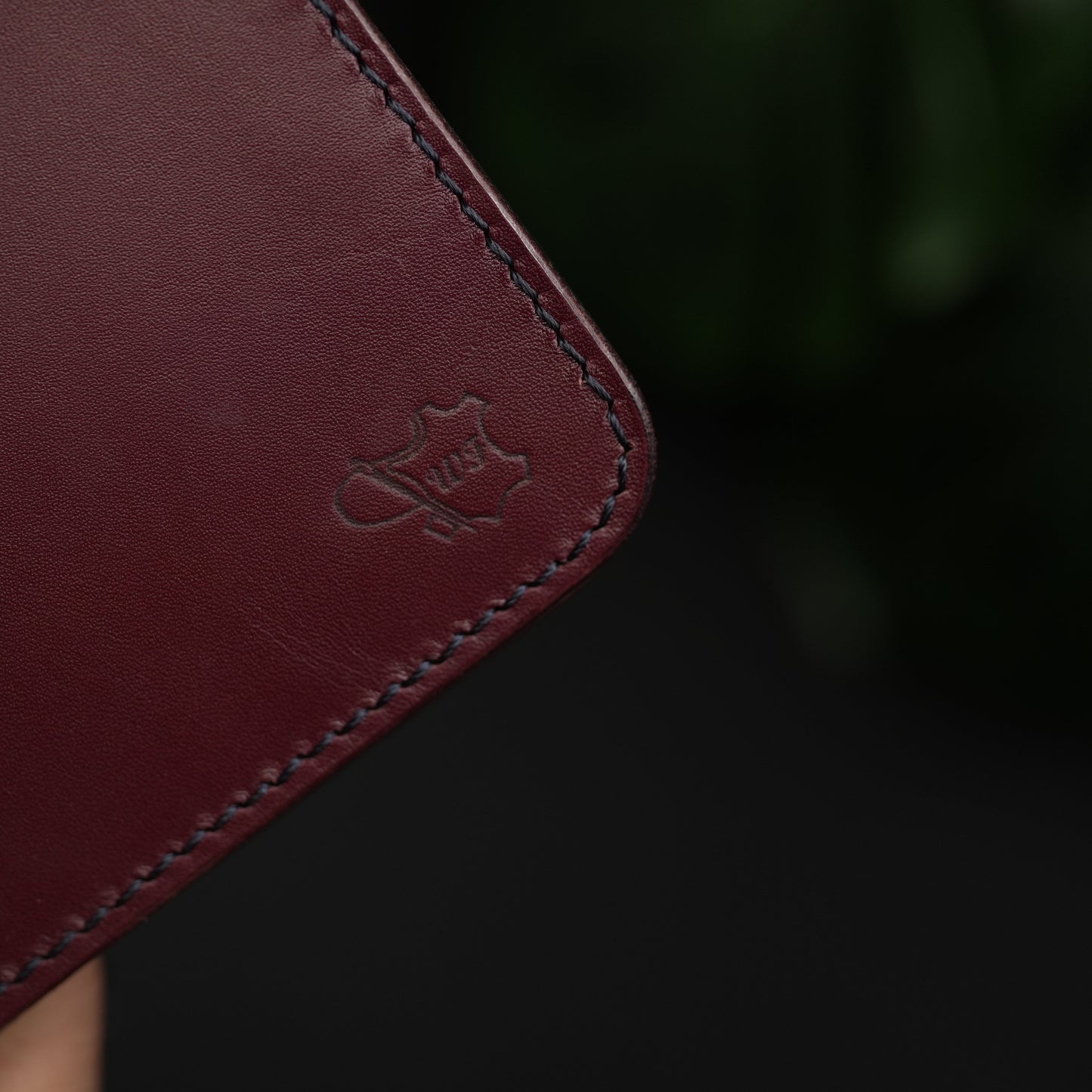 No.77 Classic Bifold Leather Wallet ( Burgundy & Blue )