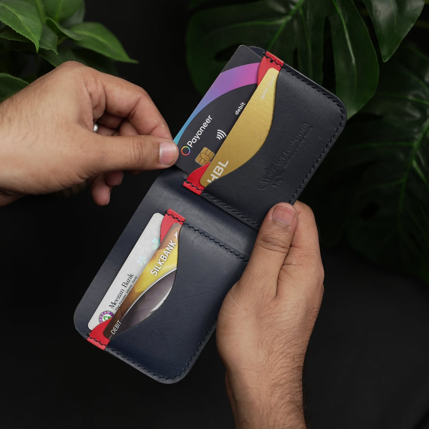 No.80 Bifold Leather Wallet (Navy Elegance & Red)