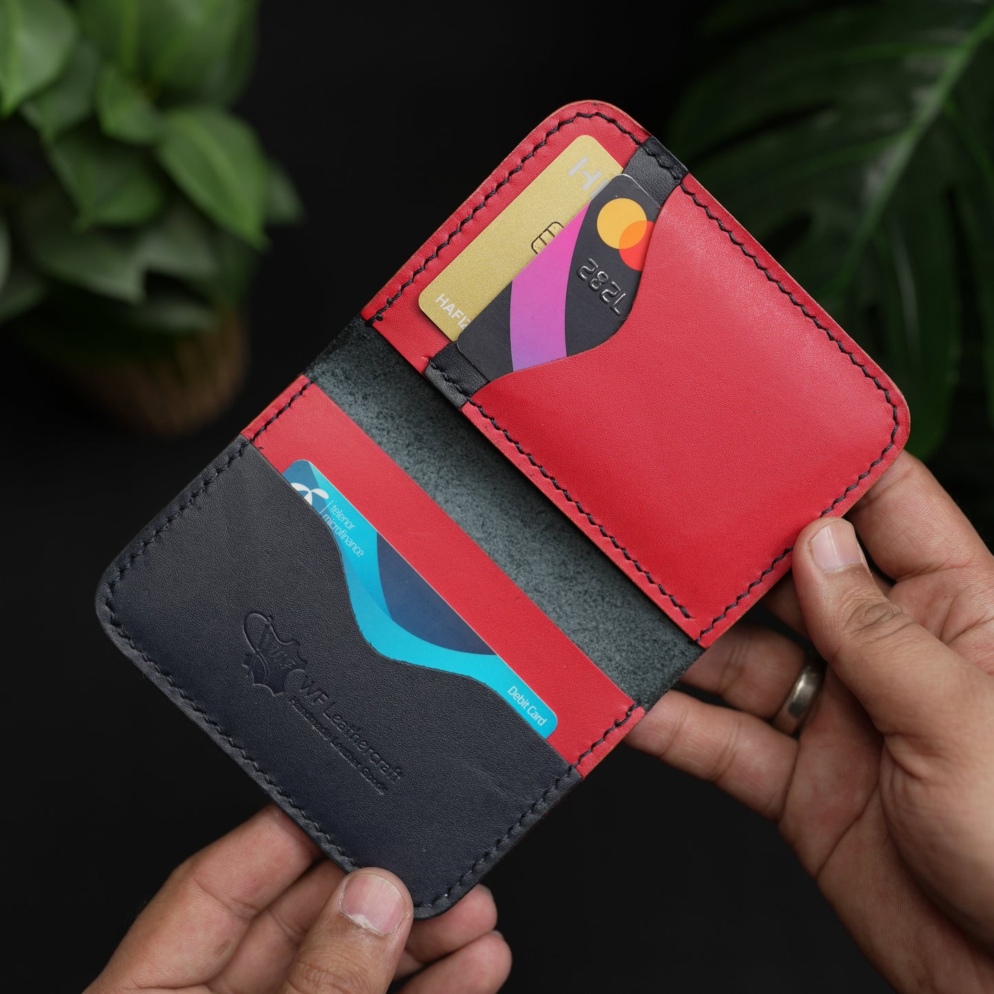 No.70 Bifold Card  Leather Wallet (NAVY ELEGANCE & RED)