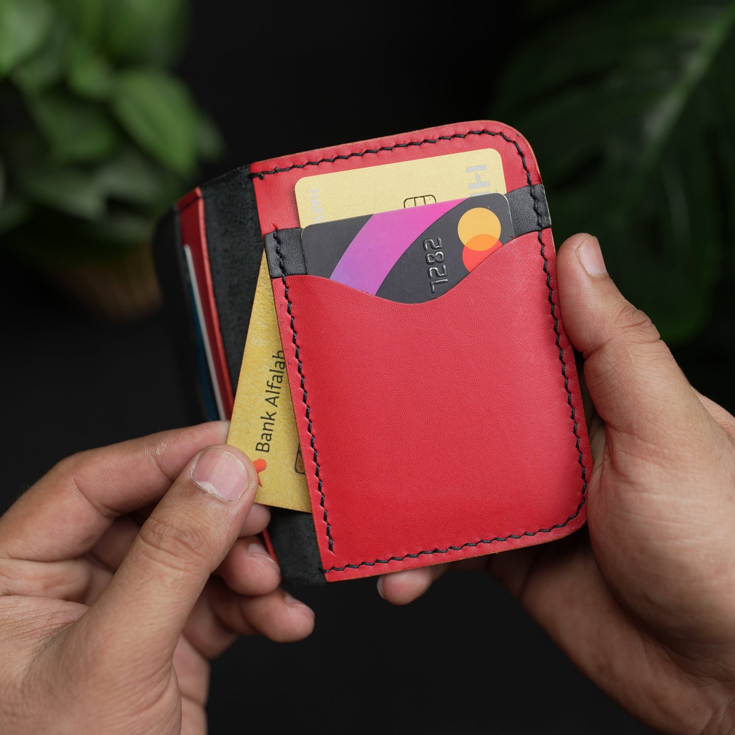 No.70 Bifold Card  Leather Wallet (NAVY ELEGANCE & RED)