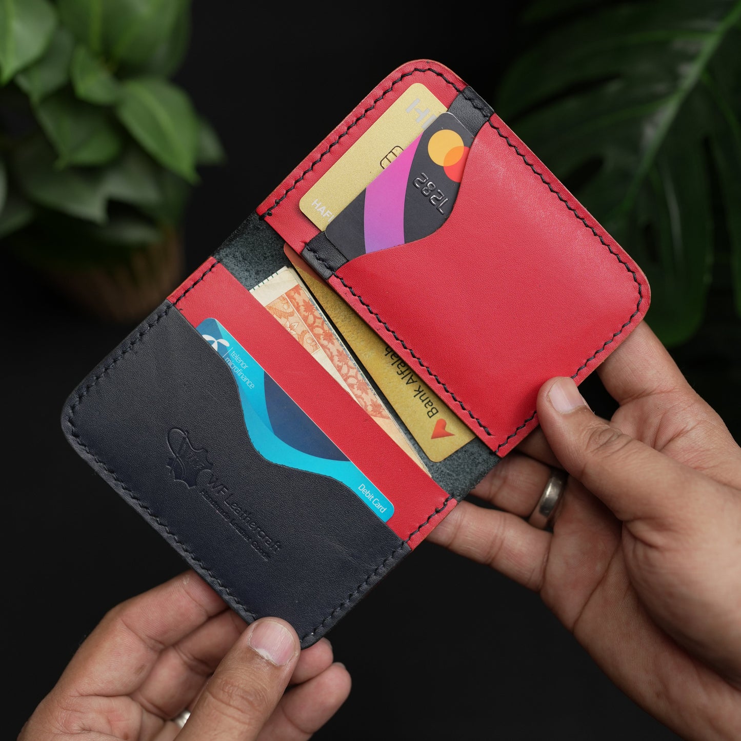 No.70 Bifold Card  Leather Wallet (NAVY ELEGANCE & RED)
