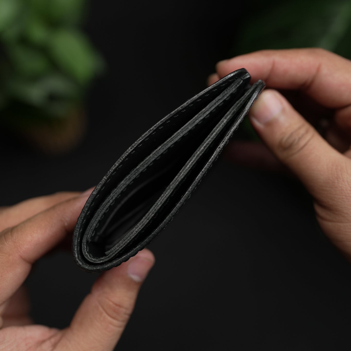 No. 81 classic full stitched bifold wallet Black