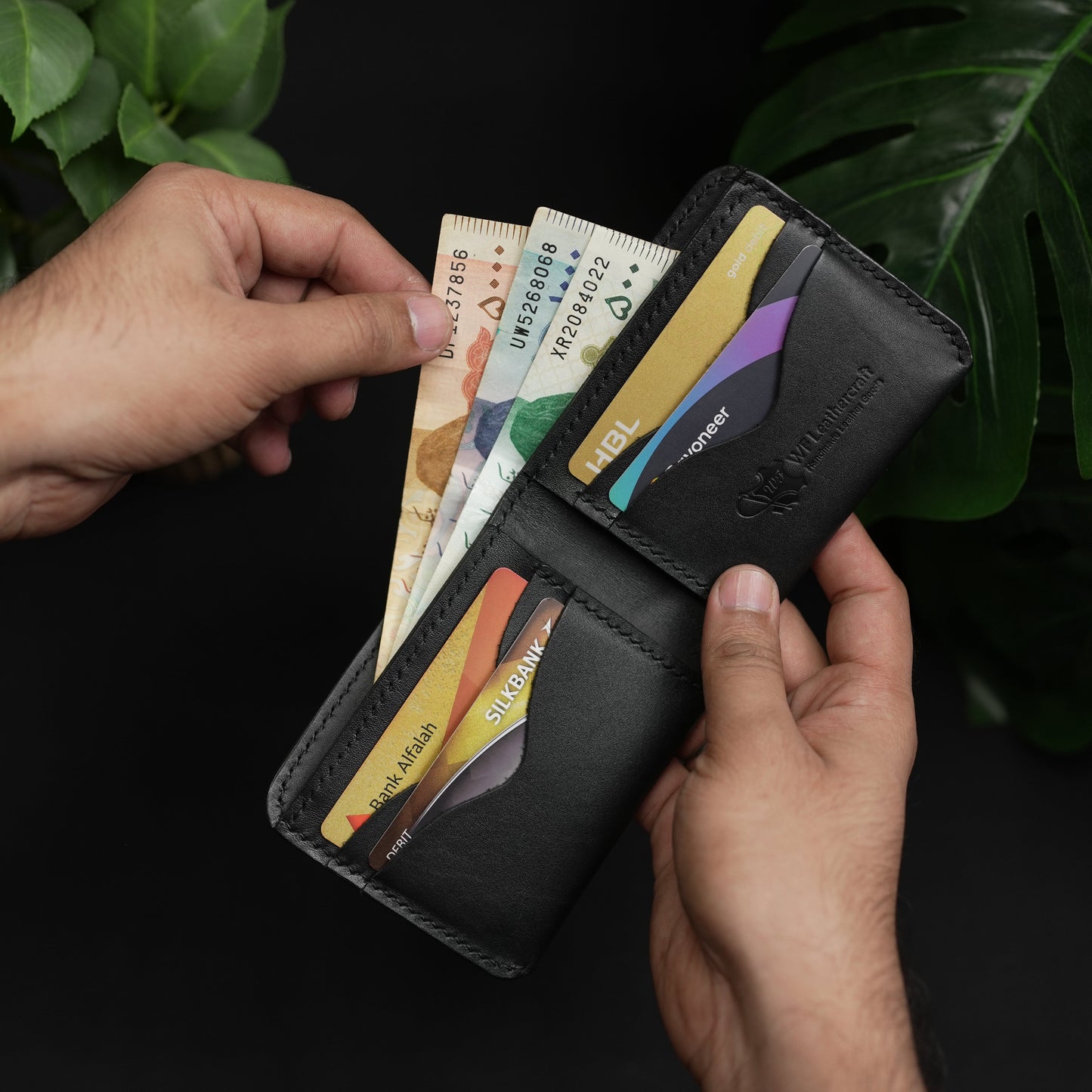 No. 81 classic full stitched bifold wallet Black