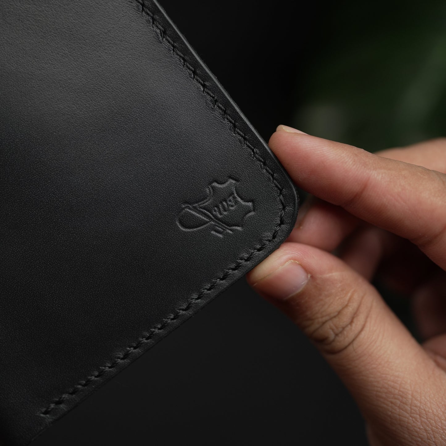 NO.86 VERTICLE BIFOLD LEATHER WALLET (OCEAN BLACK & BURGANDY)