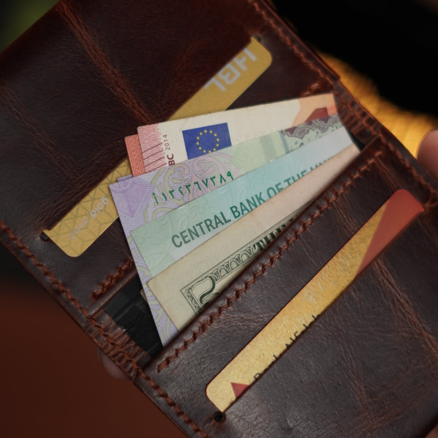 No. 85 Slim Ever Card Wallet Brown pullup