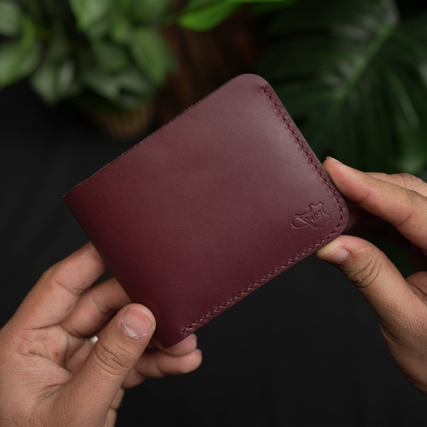 No.55 pro classic bifold Leather wallet Vegtan (Burgundy color)