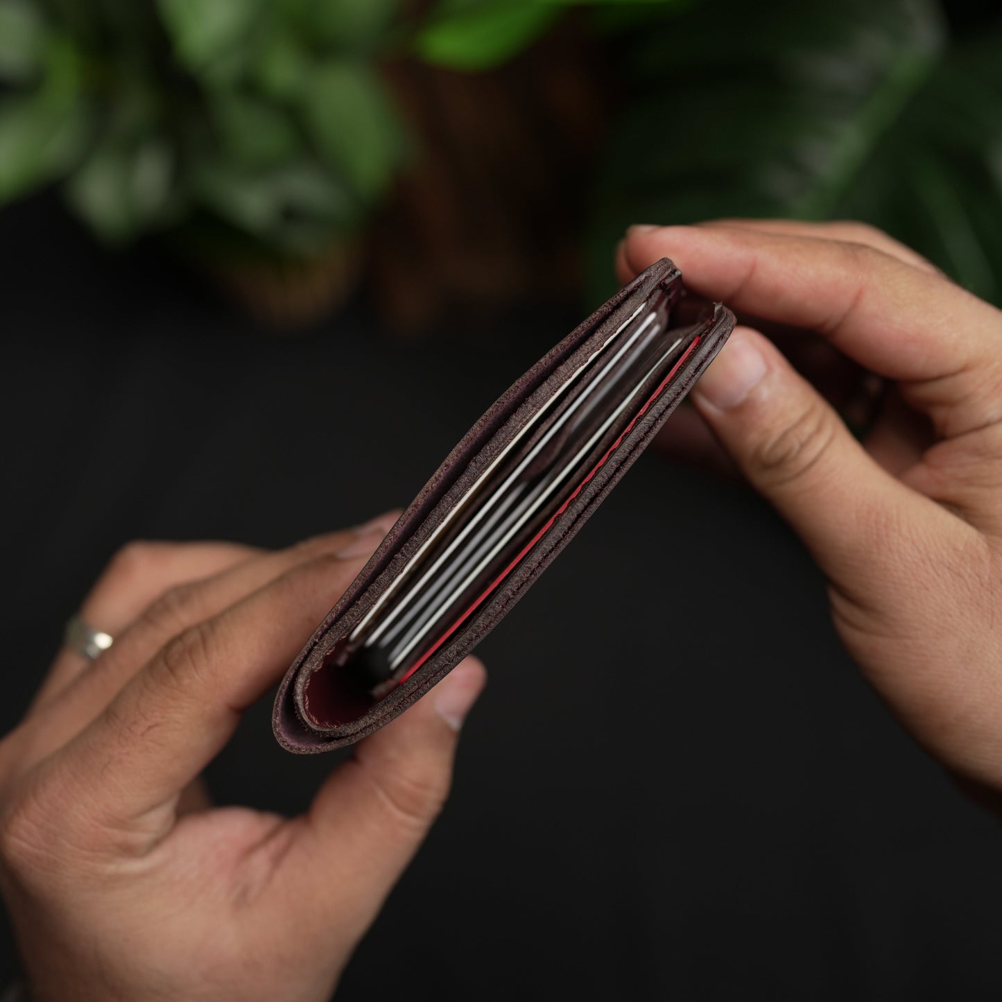 No.55 pro classic bifold Leather wallet Vegtan (Burgundy color)