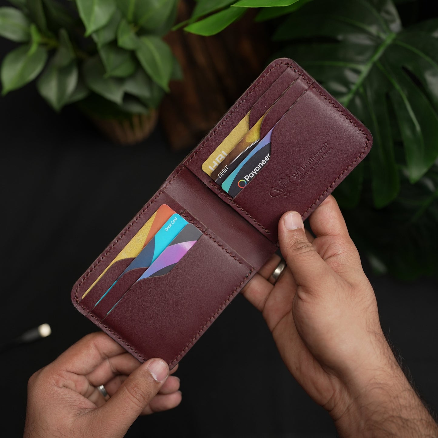 No.55 pro classic bifold Leather wallet Vegtan (Burgundy color)