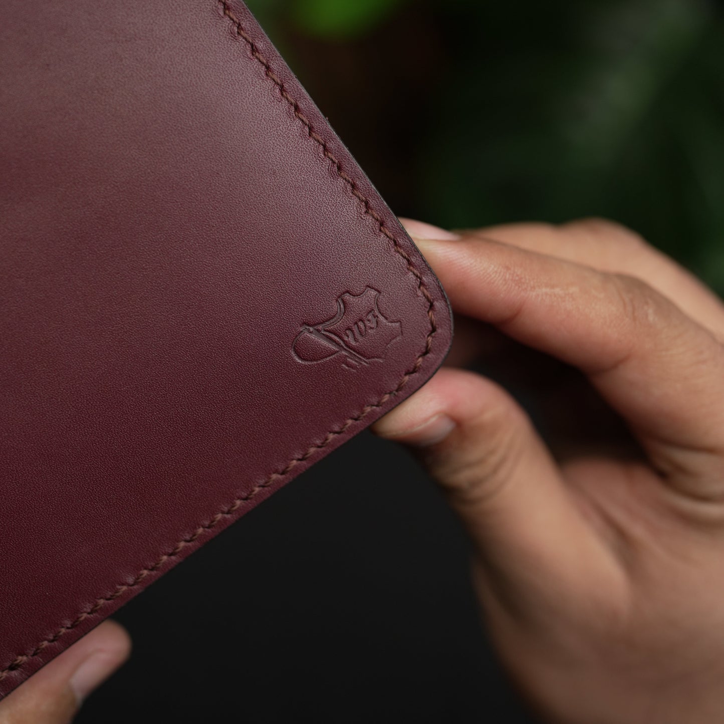No.55 pro classic bifold Leather wallet Vegtan (Burgundy color)