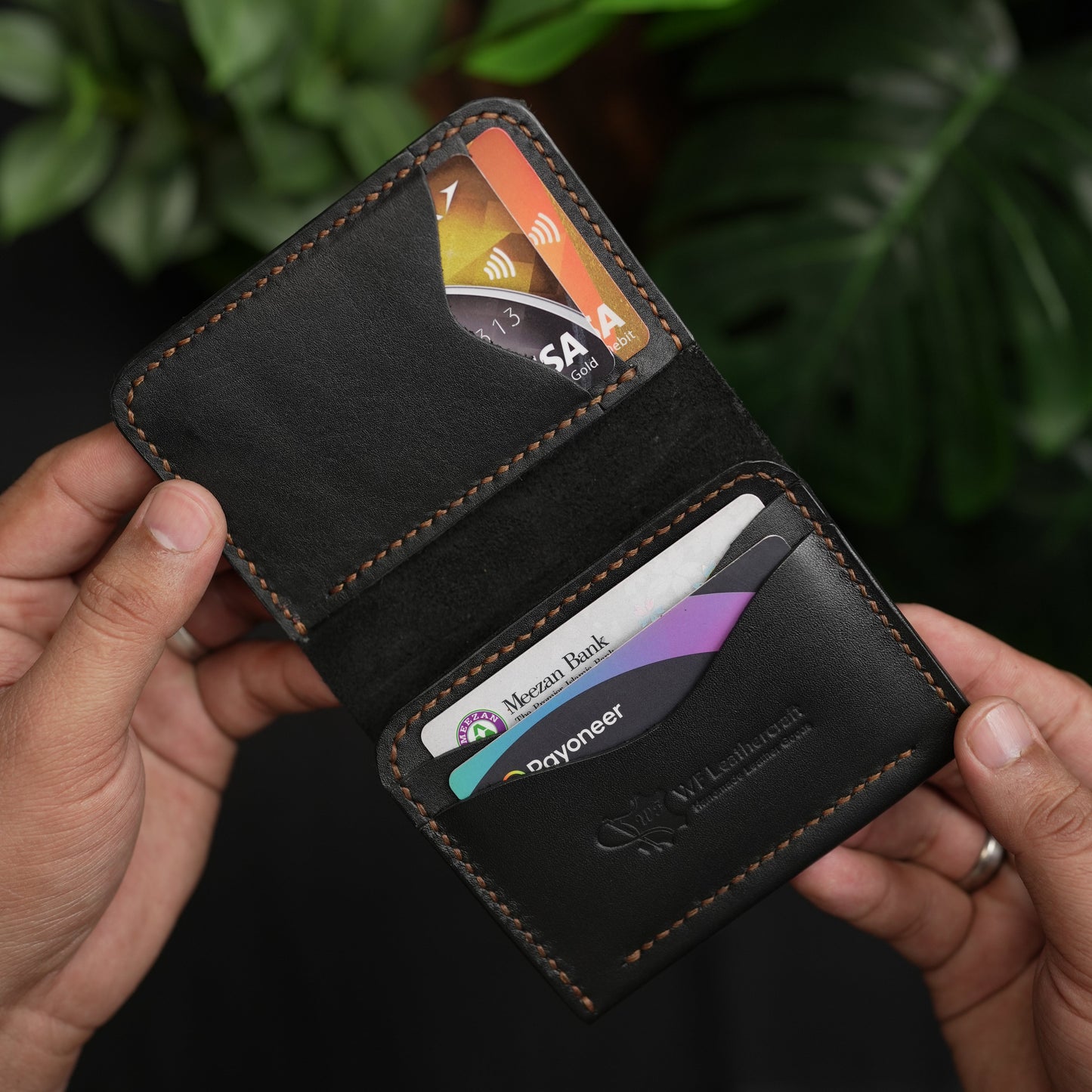 No.69 | Vertical  Bifold Leather Wallet