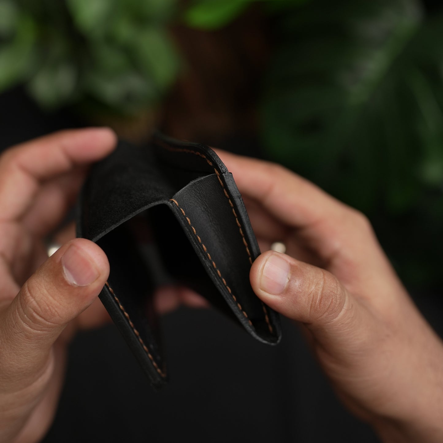 No.69 | Vertical  Bifold Leather Wallet