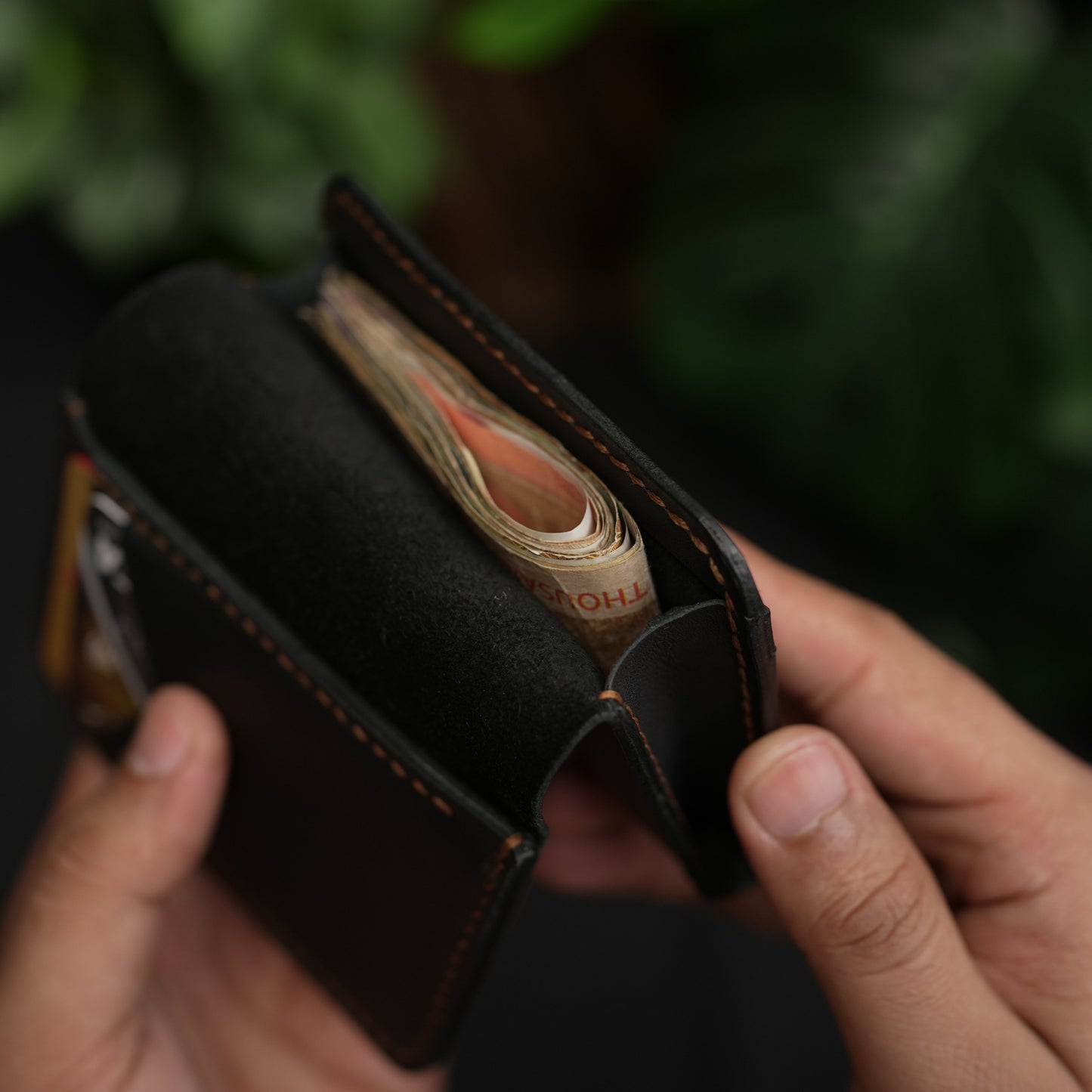 No.69 | Vertical  Bifold Leather Wallet