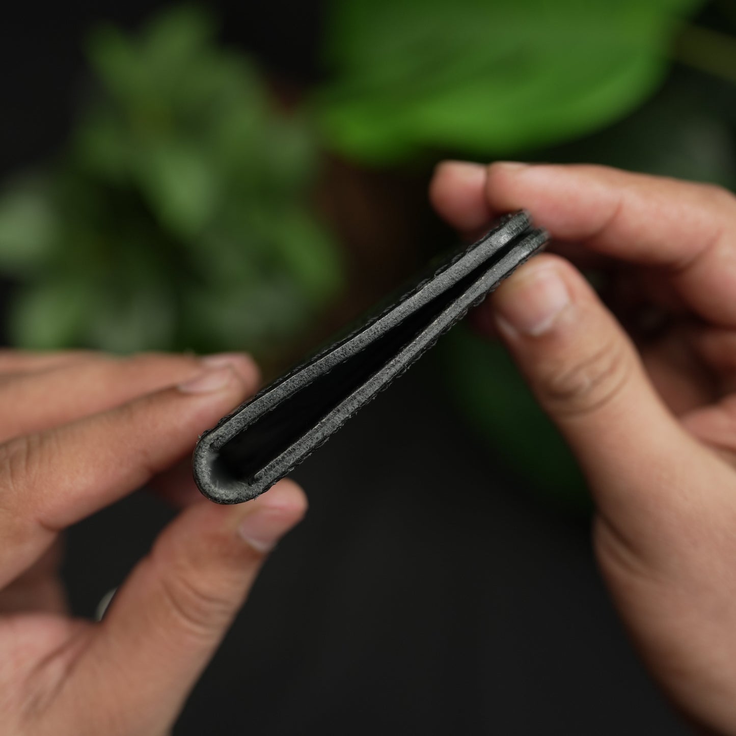 No. 79 Vertical Wallet Black crocodile