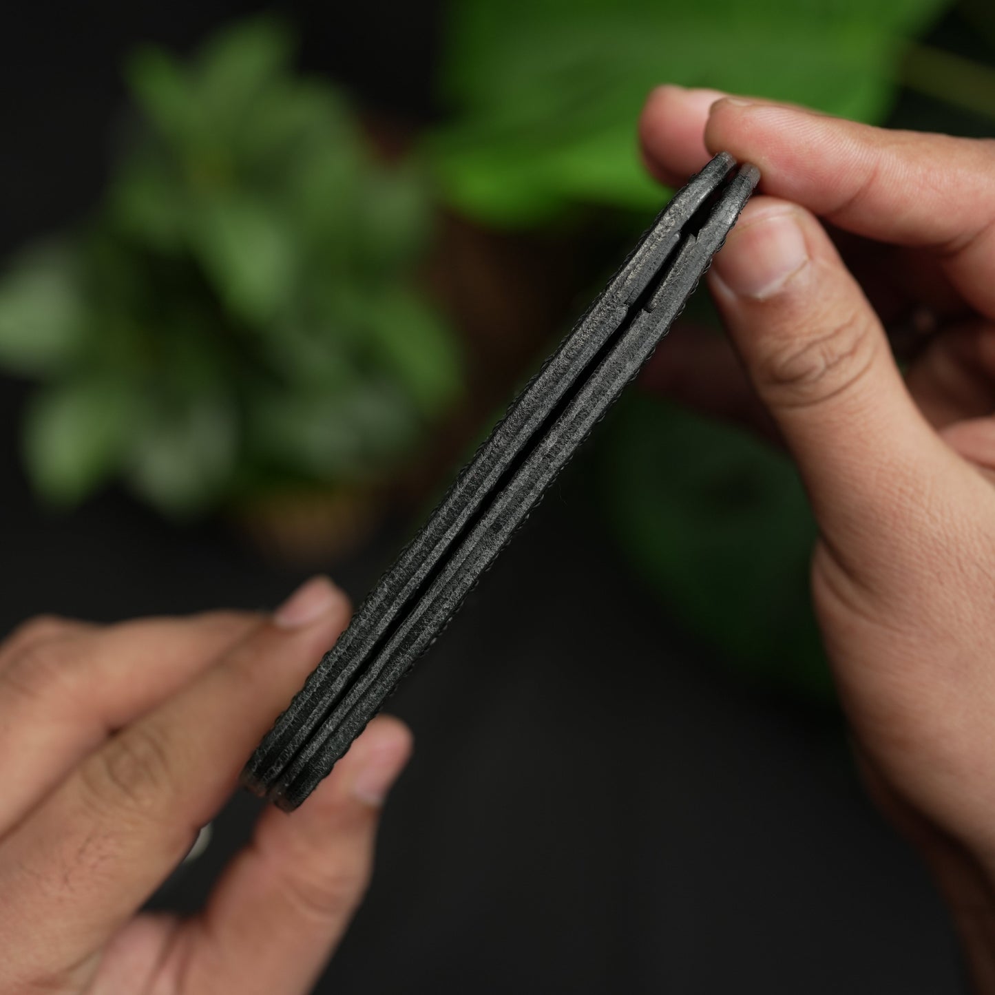 No. 79 Vertical Wallet Black crocodile