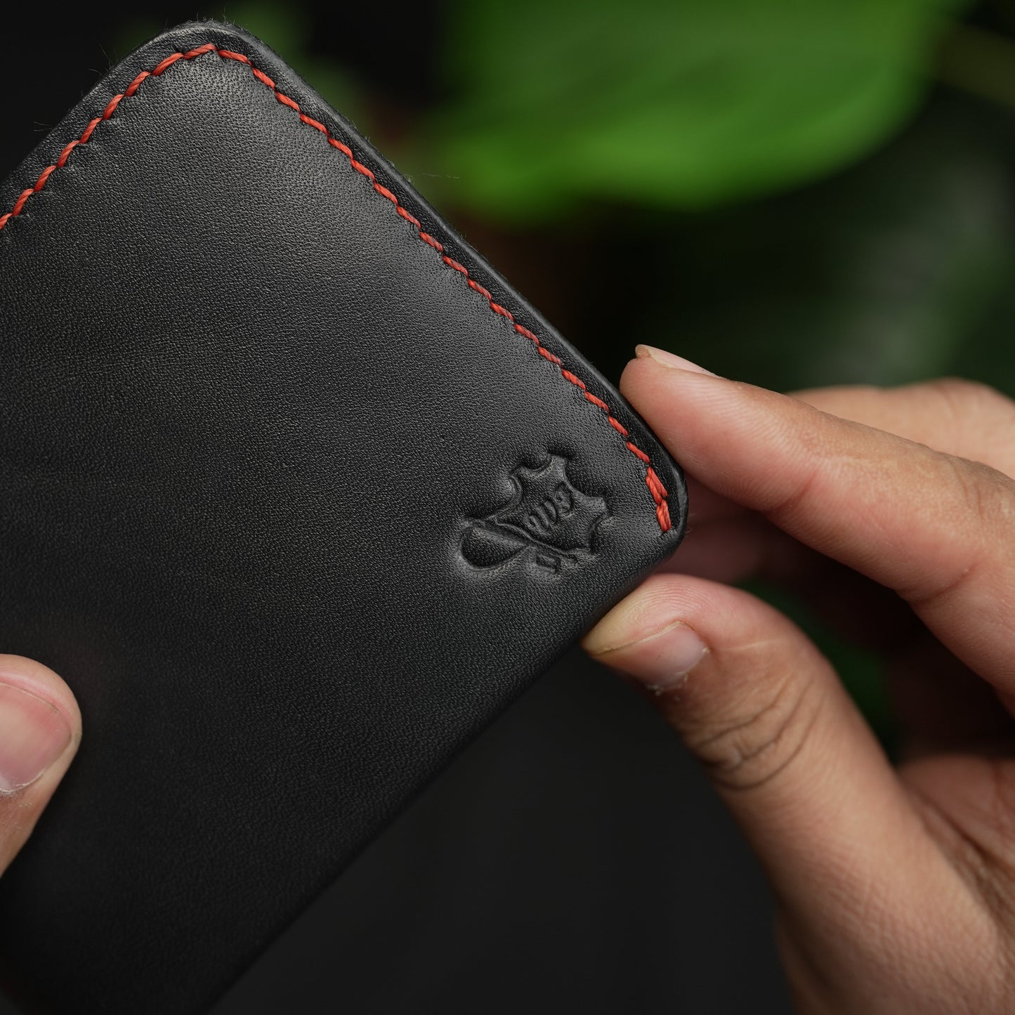 No. 81 Classic with coin pocket Leather wallet Black color