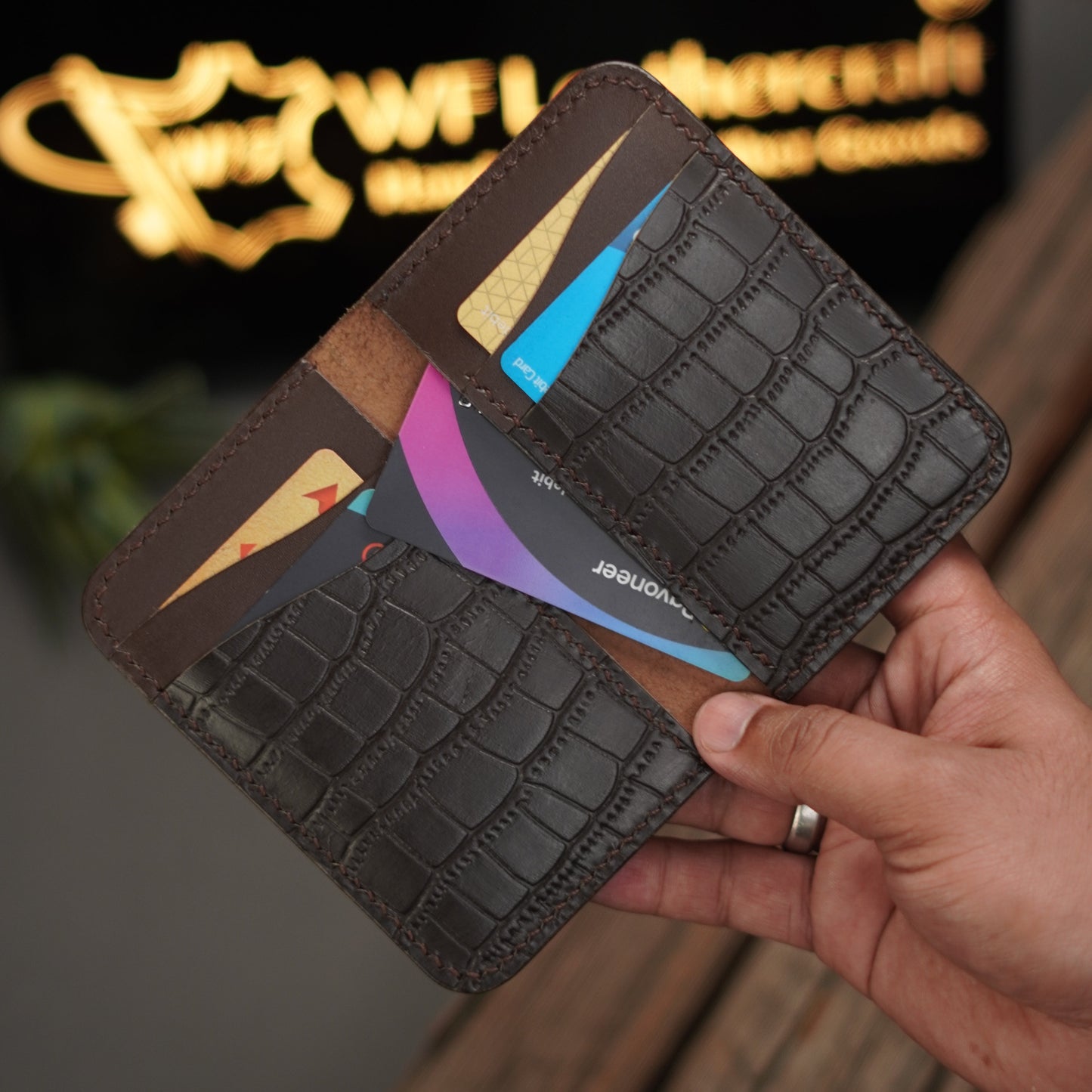 No. 79 Vertical Wallet Brown crocodile