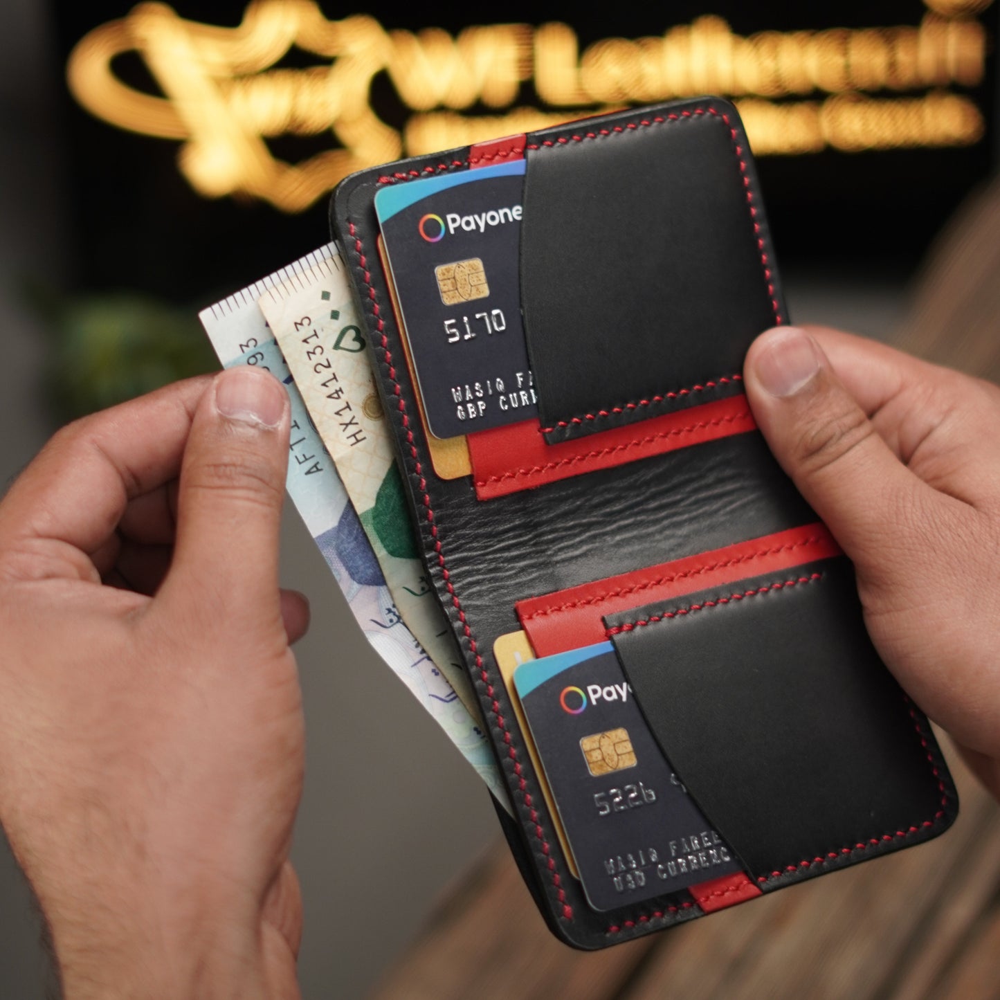 No. 86 vertical bifold wallet Black & Red