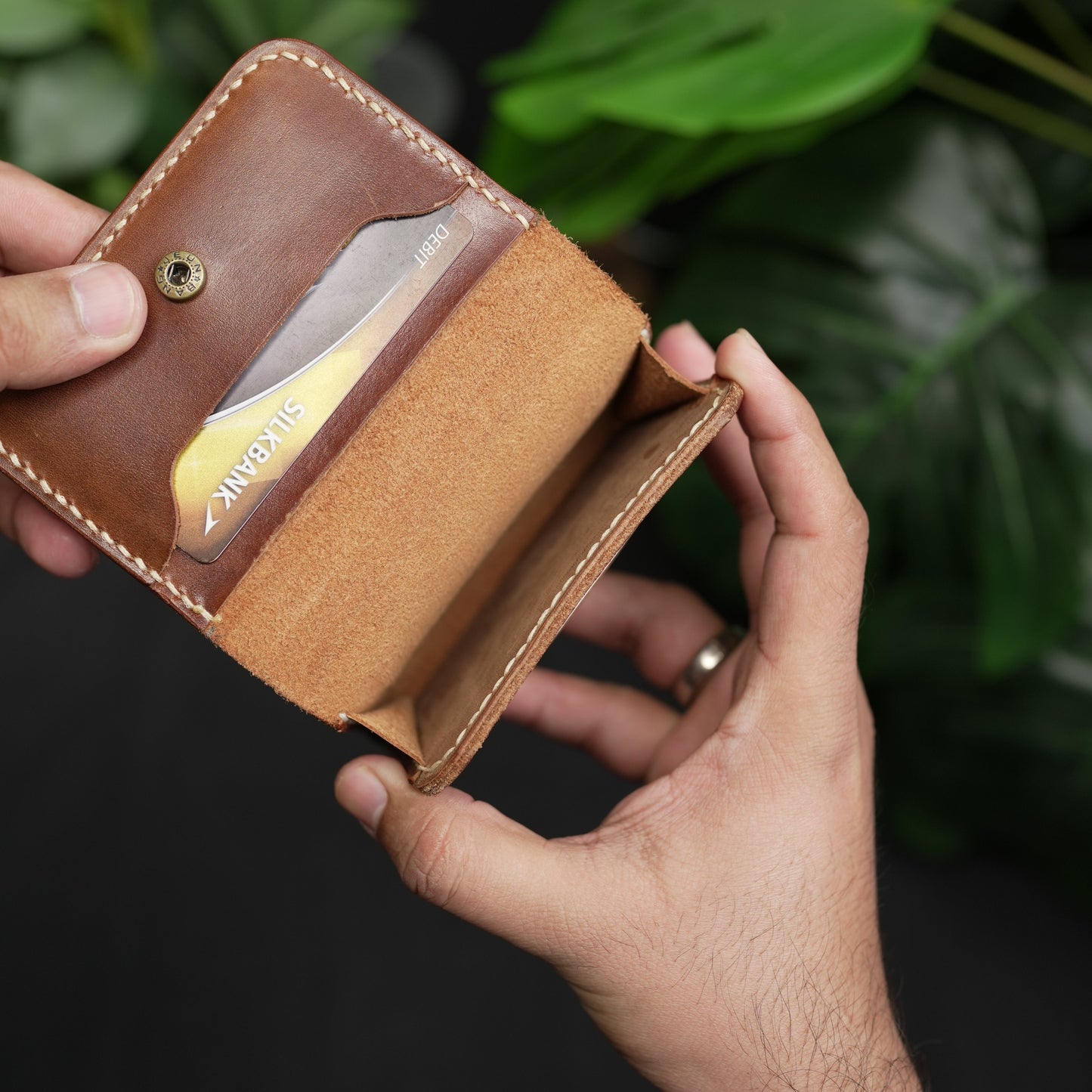 No. 107 – Ultra Compact Minimalist Wallet