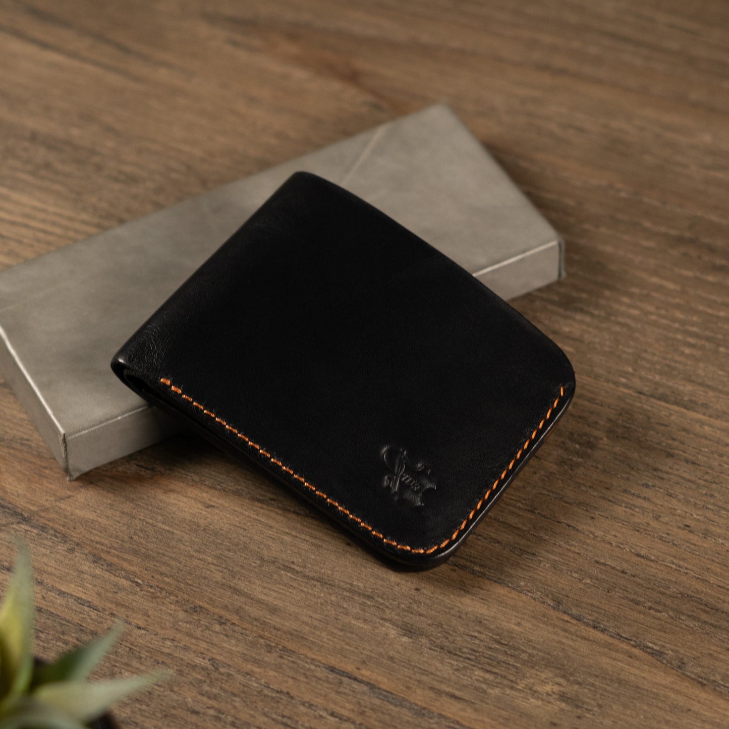 genuine leather wallet price in Pakistan, leather wallets in Pakistan gents wallet leather, smart wallet in Pakistan, leather wallet for men, long wallet for men, bifold leather wallet in Pakistan, long bifold wallet, genuine leather bifold wallet, best bifold wallet,handmade leather wallets in pakistan