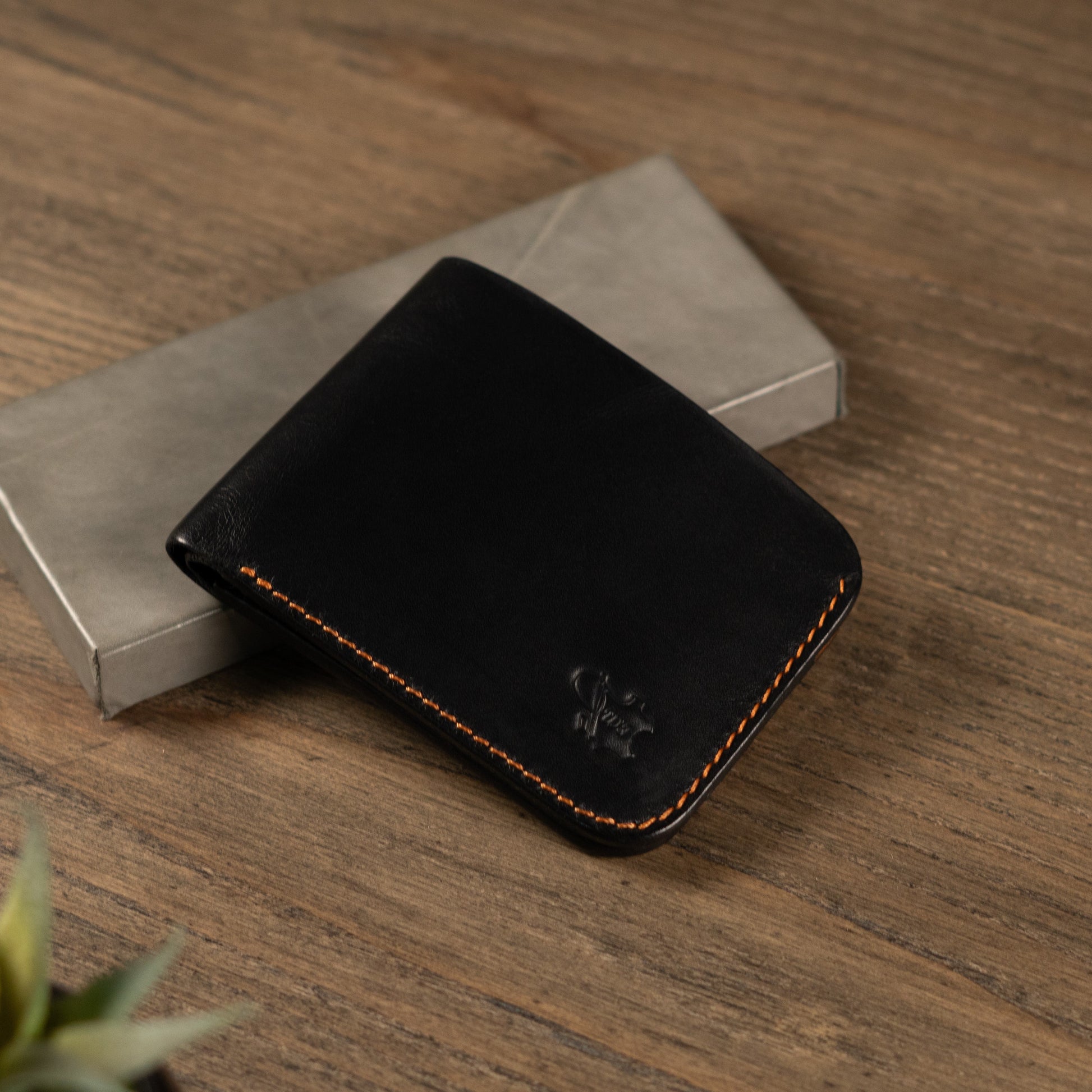 genuine leather wallet price in Pakistan, leather wallets in Pakistan gents wallet leather, smart wallet in Pakistan, leather wallet for men, long wallet for men, bifold leather wallet in Pakistan, long bifold wallet, genuine leather bifold wallet, best bifold wallet,handmade leather wallets in pakistan