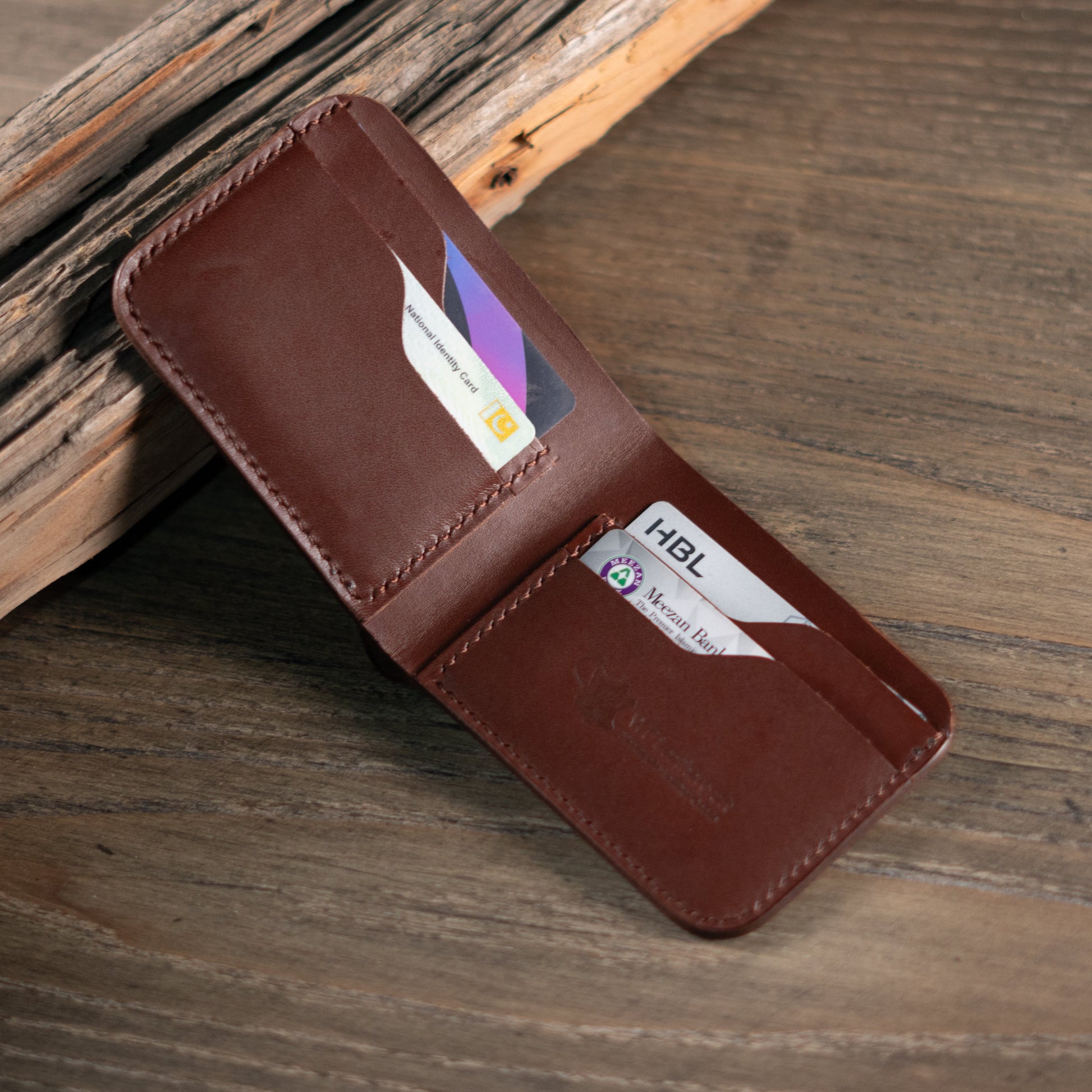 genuine leather wallet price in Pakistan, leather wallets in Pakistan gents wallet leather, smart wallet in Pakistan, leather wallet for men, long wallet for men, bifold leather wallet in Pakistan, long bifold wallet, genuine leather bifold wallet, best bifold wallet,handmade leather wallets in pakistan