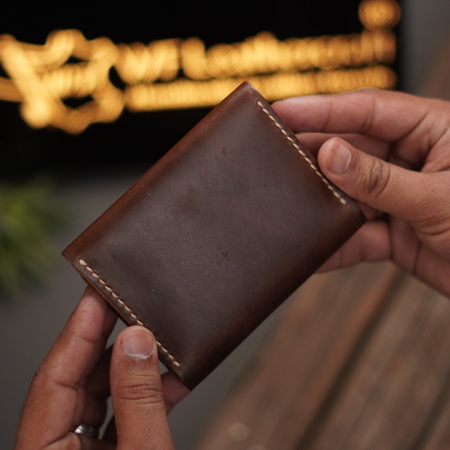 No. 69 V2 virticle bifold wallet brown pullup