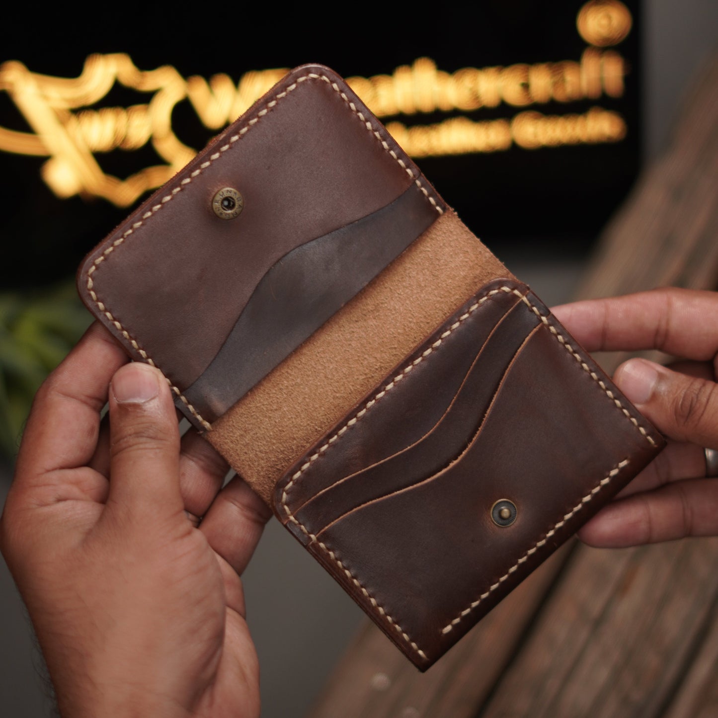 No. 69 V2 virticle bifold wallet brown pullup