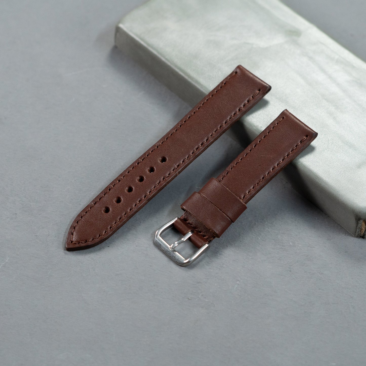 genuine leather wallet price in Pakistan, leather wallets in Pakistan gents wallet leather, smart wallet in Pakistan, leather wallet for men, long wallet for men,  bifold leather wallet in Pakistan, long bifold wallet, genuine leather bifold wallet, best bifold wallet,handmade leather wallets in pakistan